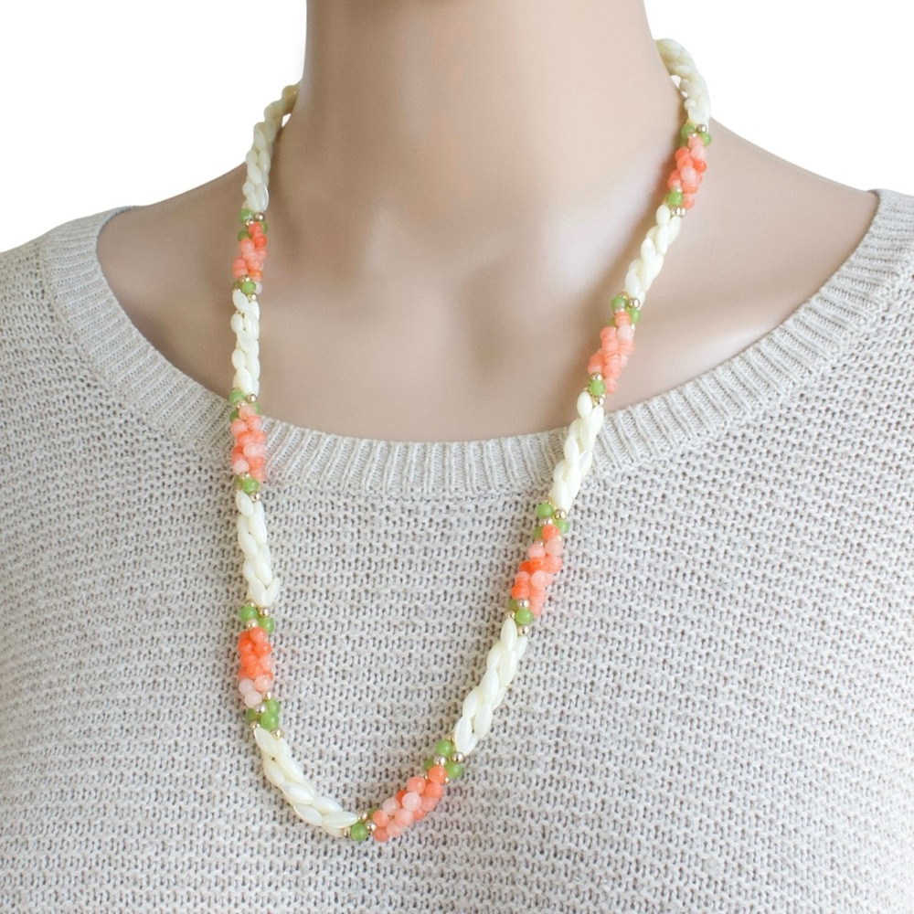 Vintage Mother of Pearl & Glass Twisted Bead Necklace Faux Coral Faux Jade 25”